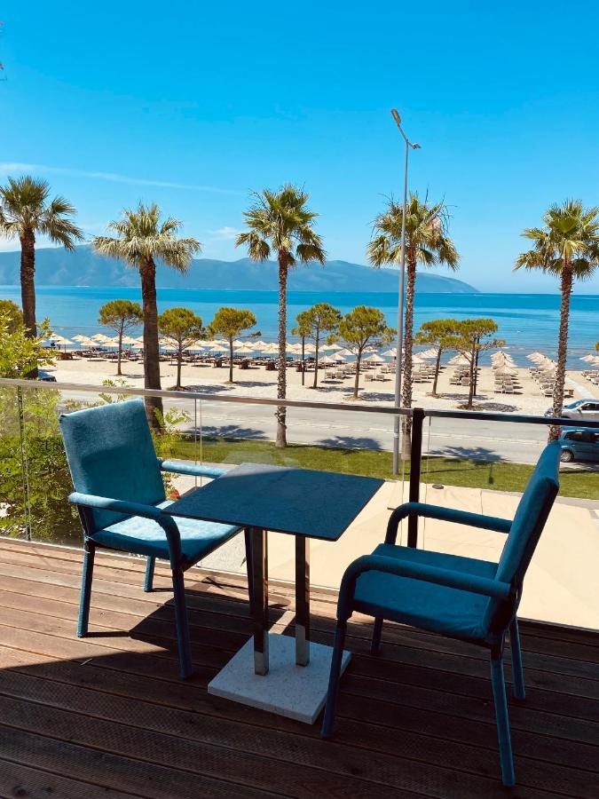 MonteCarlo Lungomare Vlorë Esterno foto
