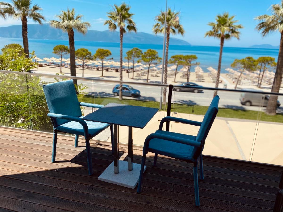 MonteCarlo Lungomare Vlorë Esterno foto
